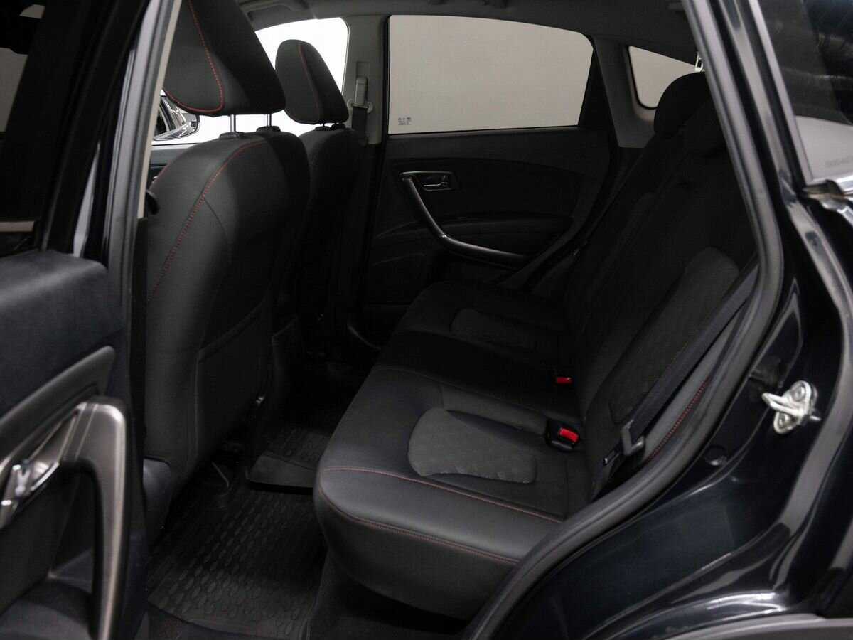 FAW Besturn X80, 2017 - Фото №9