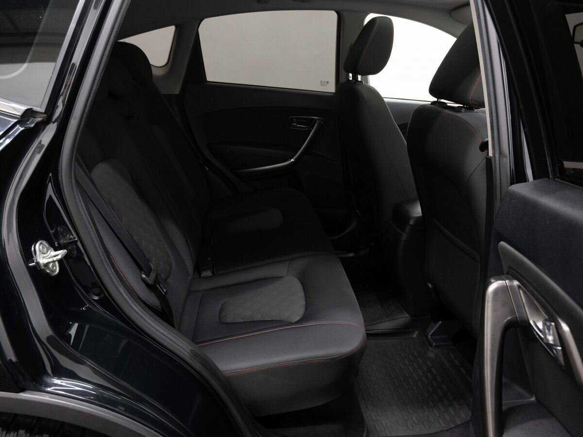 FAW Besturn X80, 2017 - Фото №10