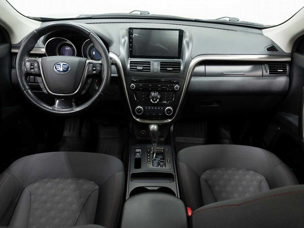 FAW Besturn X80, 2017 - Фото №13