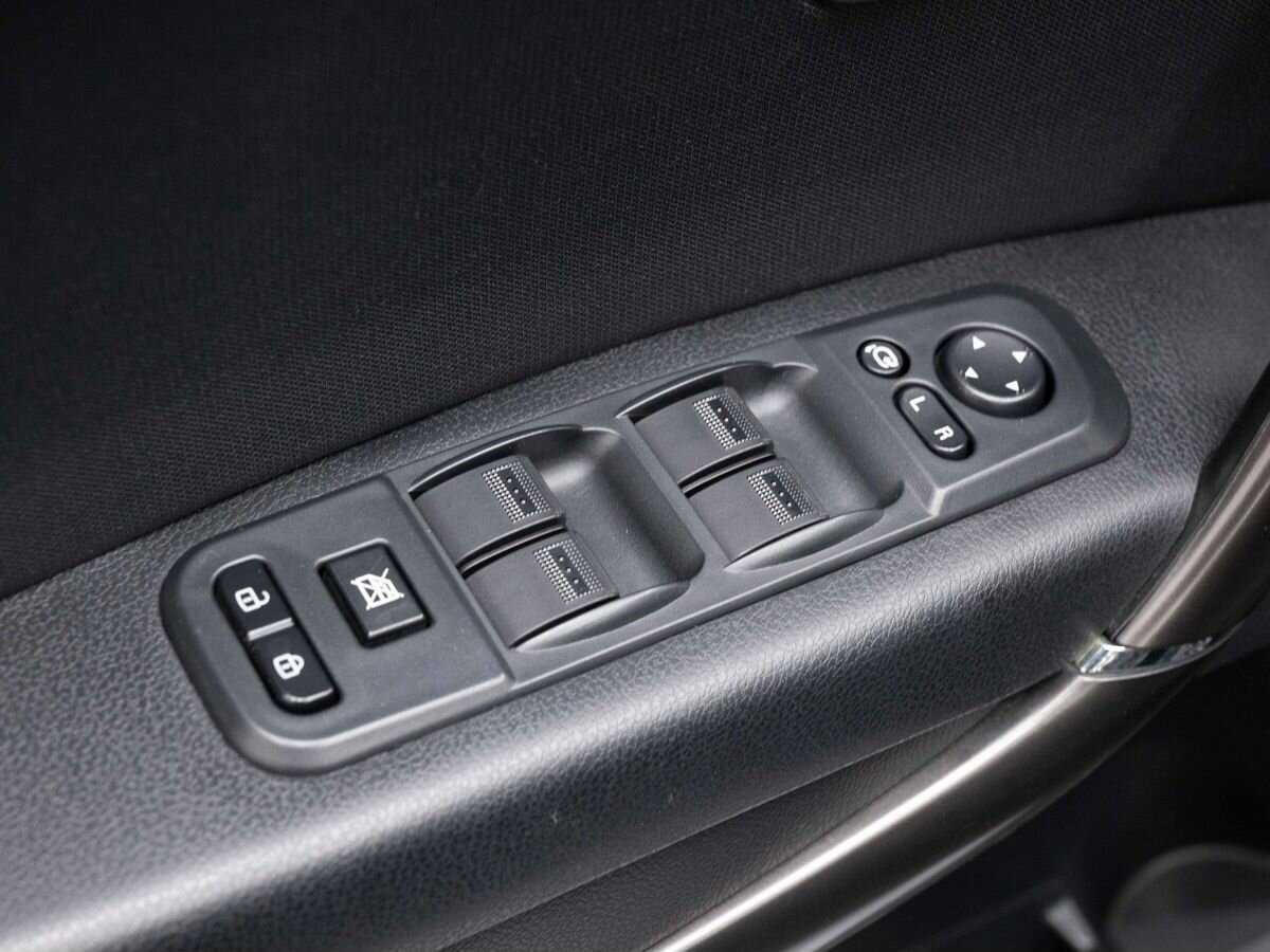 FAW Besturn X80, 2017 - Фото №15