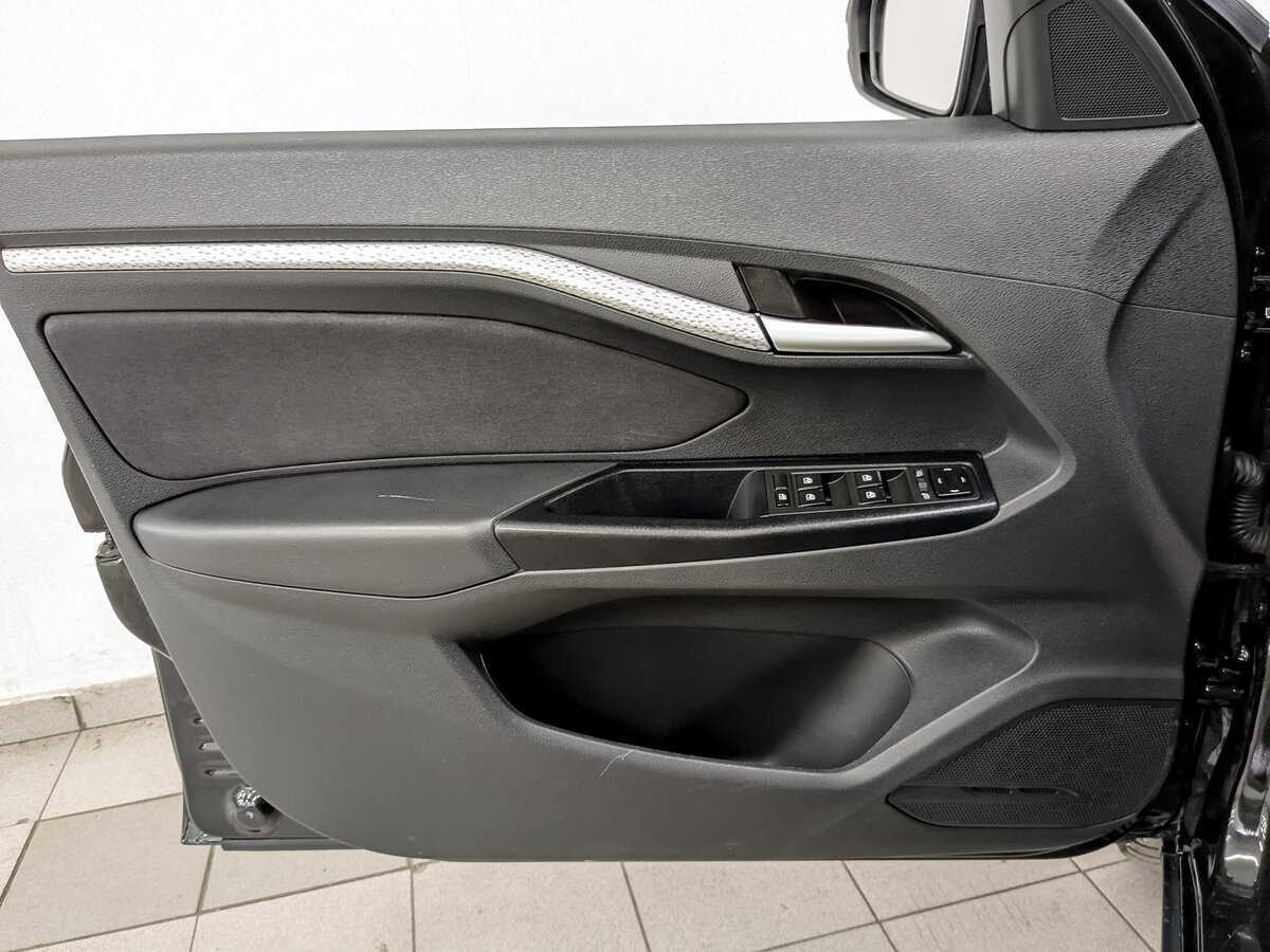 Lada (ВАЗ) Vesta SW Cross, 2019 - Фото №18