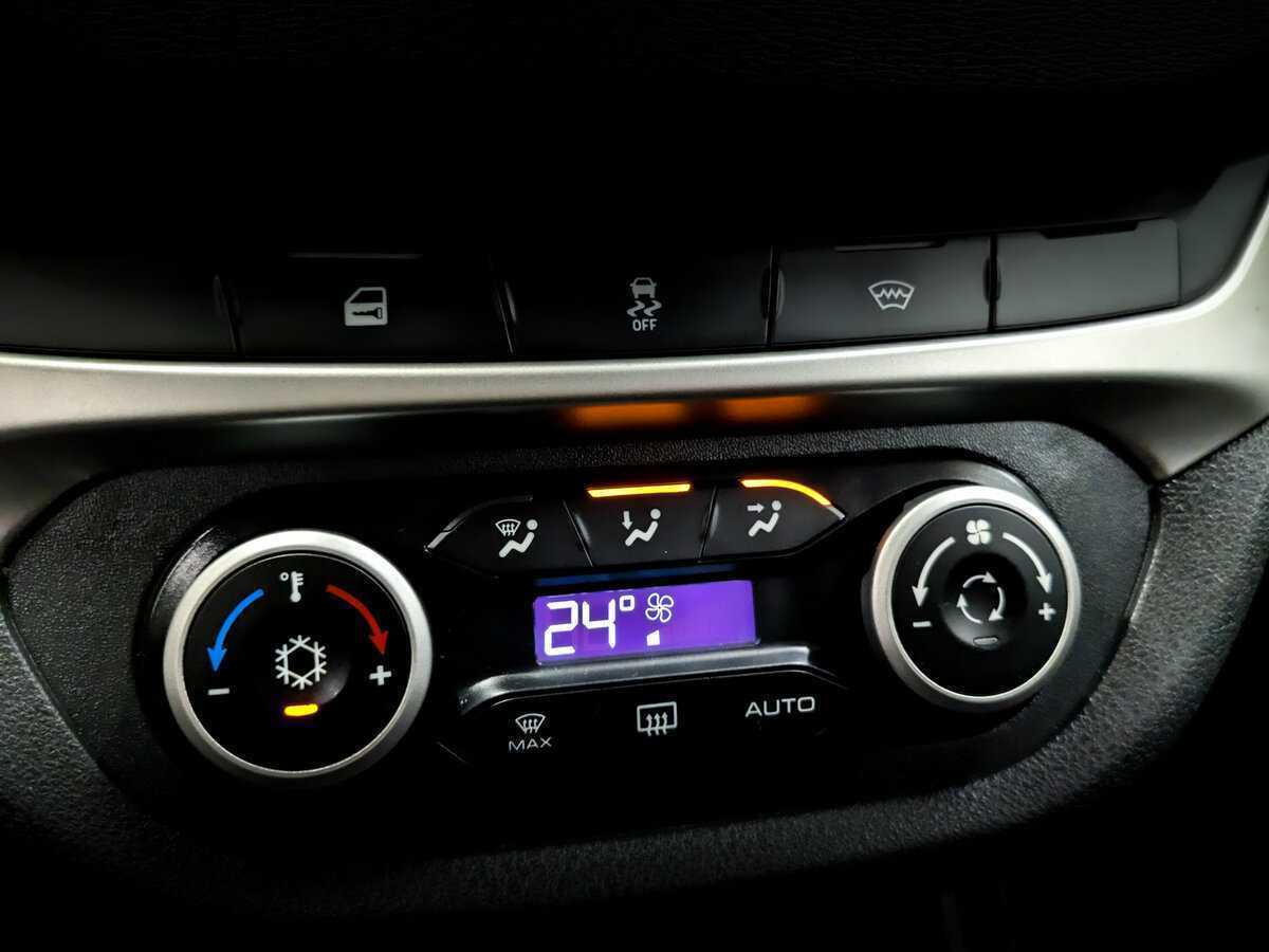 Lada (ВАЗ) Vesta SW Cross, 2019 - Фото №25