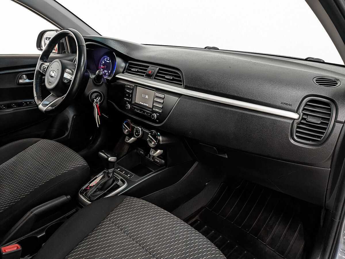 Kia Rio X-Line, 2020 - Фото №9