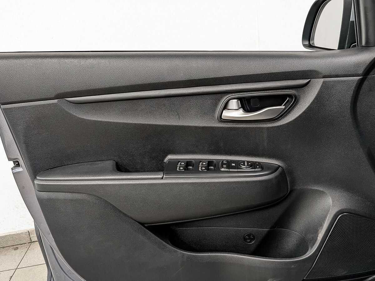 Kia Rio X-Line, 2020 - Фото №15