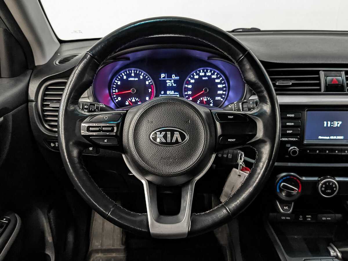 Kia Rio X-Line, 2020 - Фото №17
