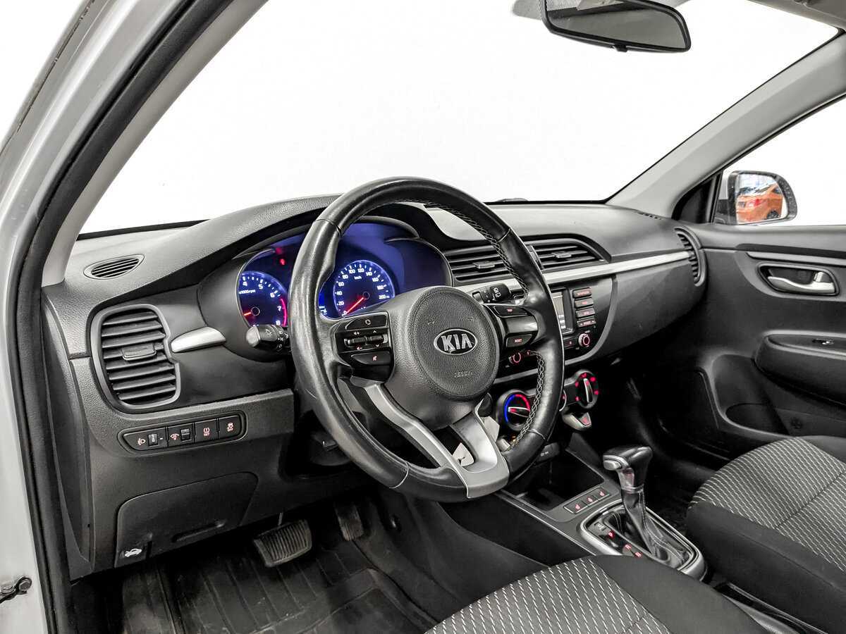 Kia Rio X-Line, 2020 - Фото №15