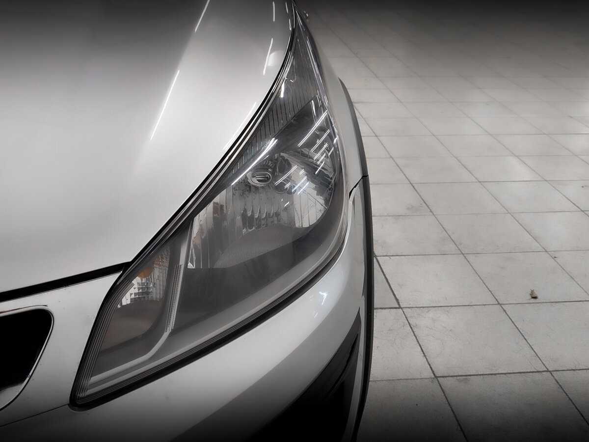 Kia Rio X-Line, 2020 - Фото №16