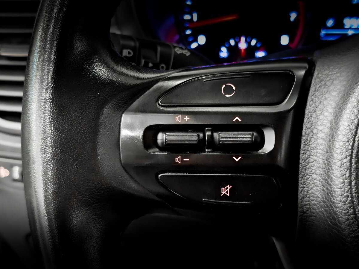 Kia Rio X-Line, 2020 - Фото №25