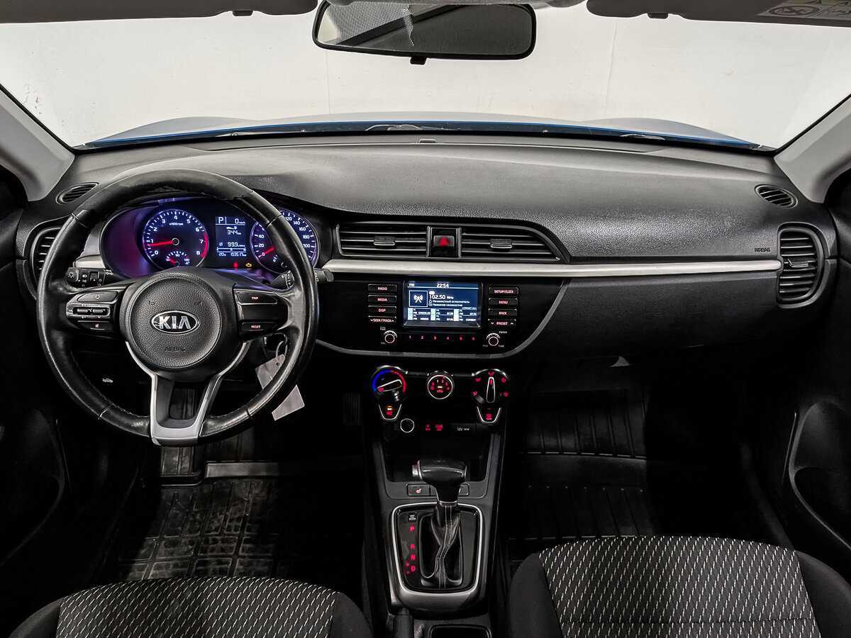 Kia Rio X-Line, 2020 - Фото №11