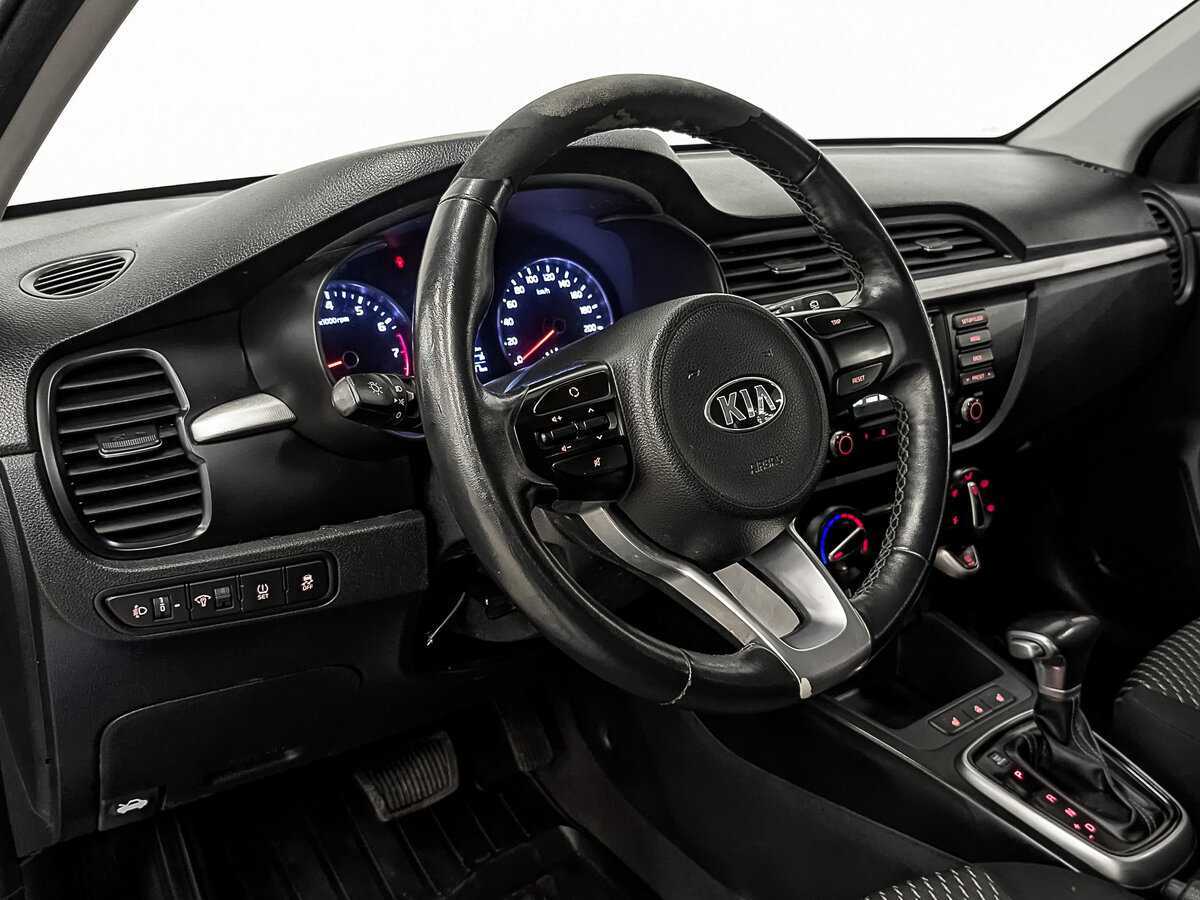 Kia Rio X-Line, 2020 - Фото №12