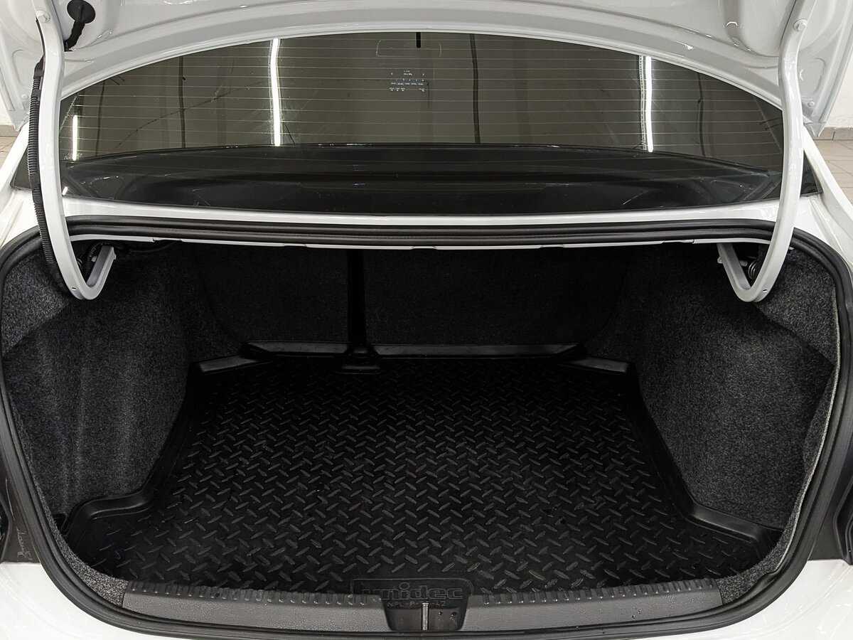 Volkswagen Polo, 2018 - Фото №9