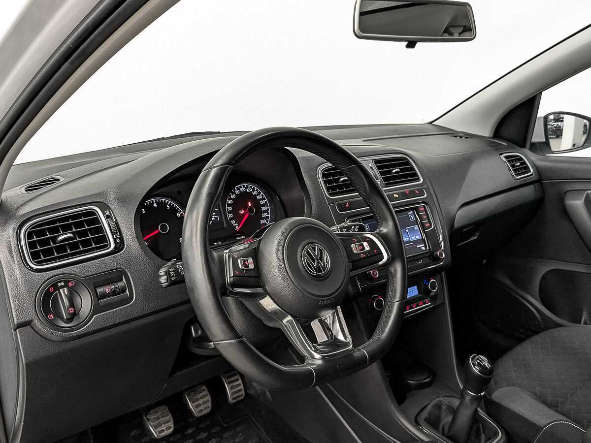 Volkswagen Polo, 2018 - Фото №14