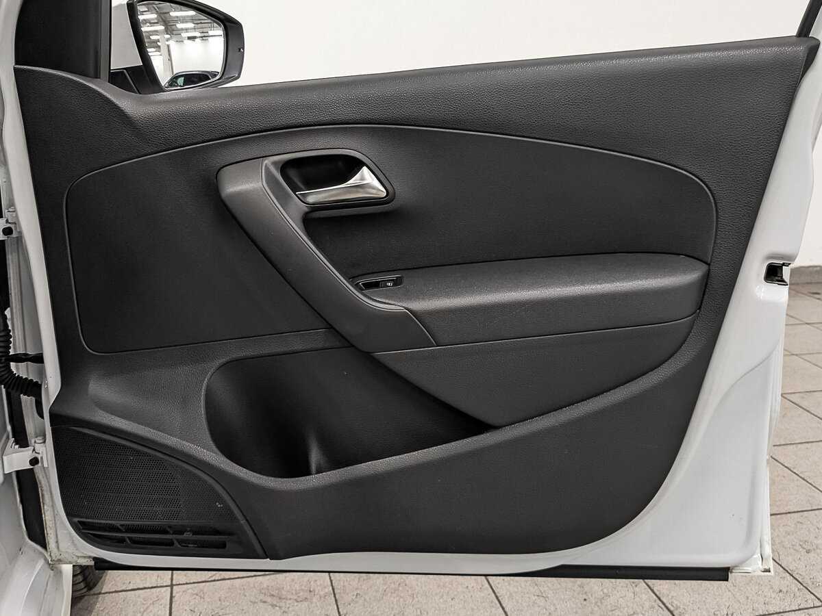 Volkswagen Polo, 2018 - Фото №24