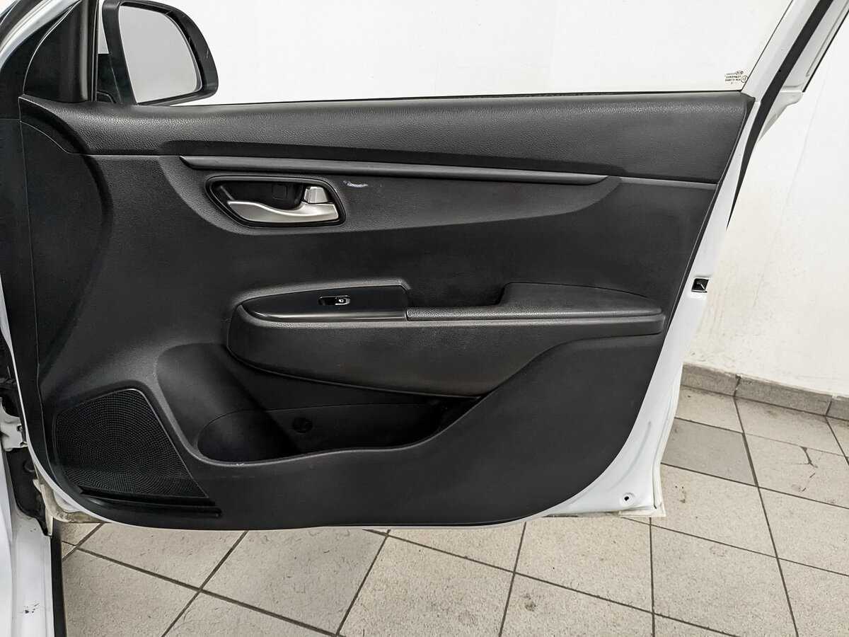 Kia Rio X-Line, 2020 - Фото №23