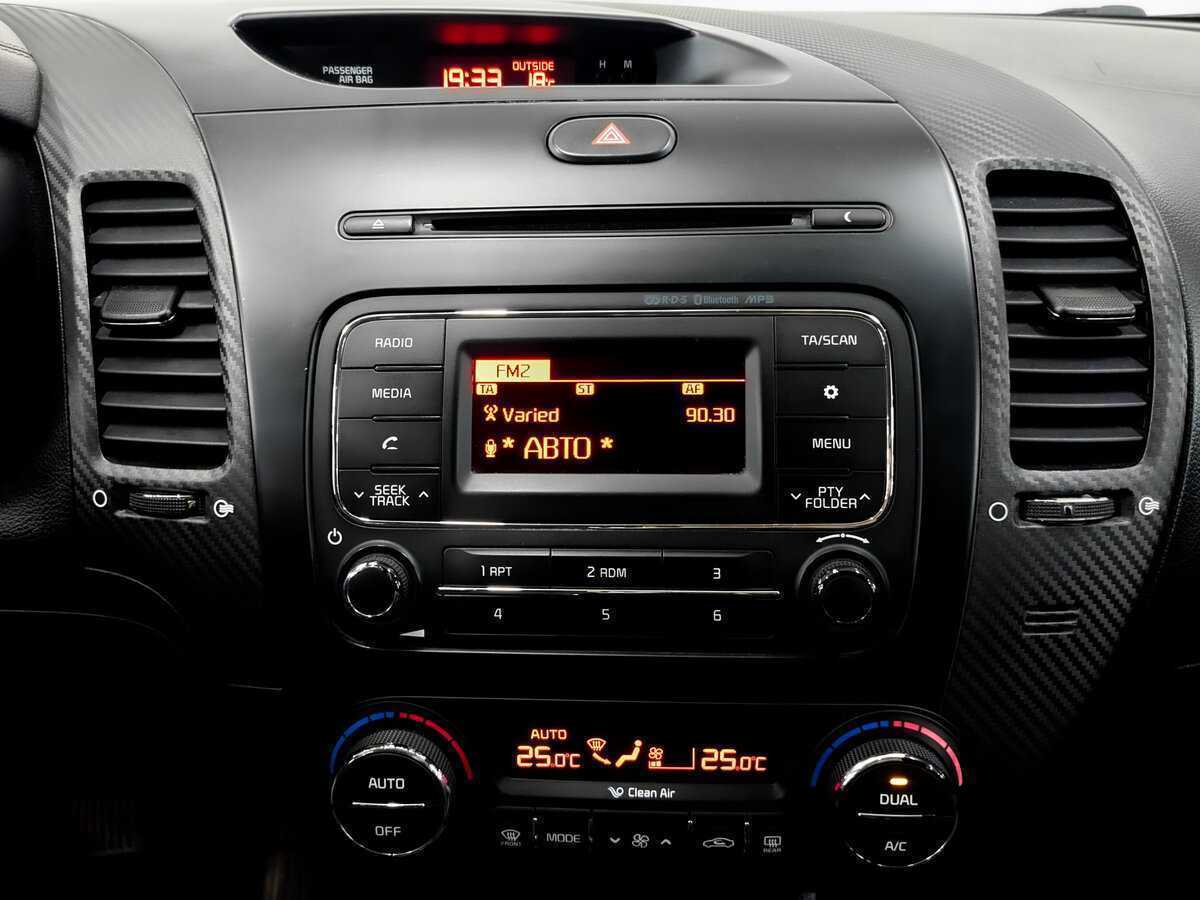 Kia Cerato, 2013 - Фото №14