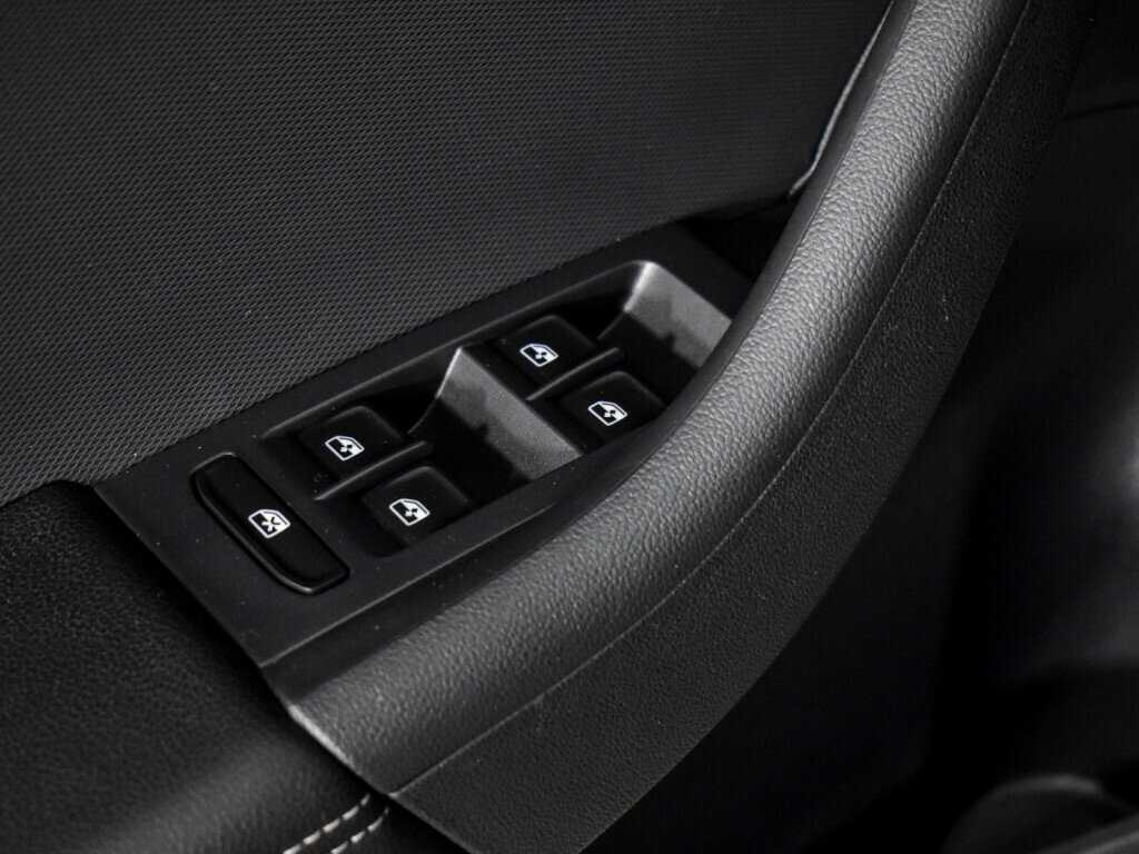 Volkswagen Polo, 2020 - Фото №9