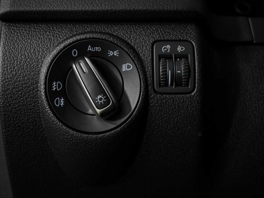 Volkswagen Tiguan, 2016 - Фото №9