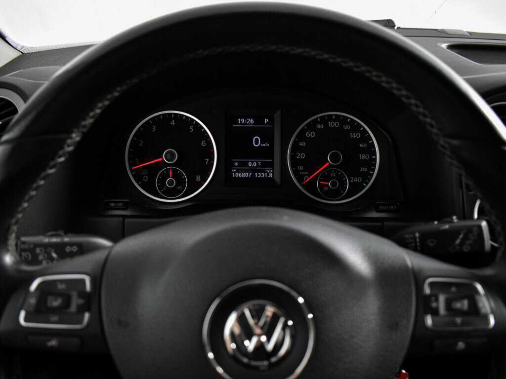 Volkswagen Tiguan, 2016 - Фото №17