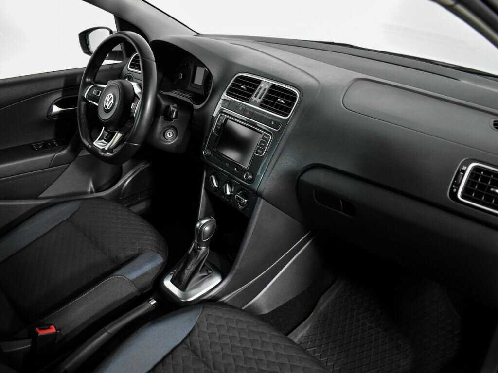 Volkswagen Polo, 2019 - Фото №10