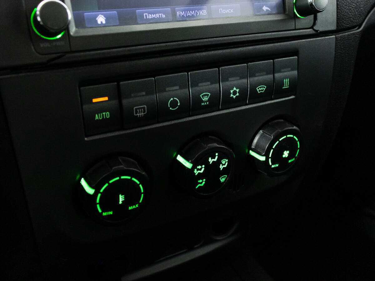 УАЗ Patriot, 2015 - Фото №11