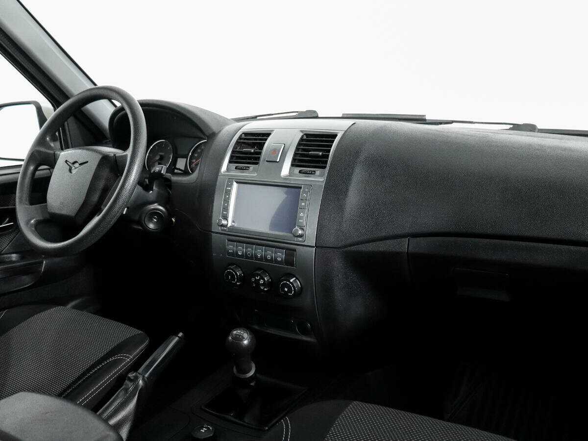 УАЗ Patriot, 2015 - Фото №8