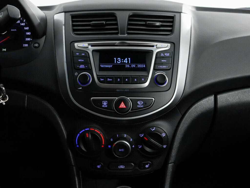 Hyundai Solaris, 2015 - Фото №13