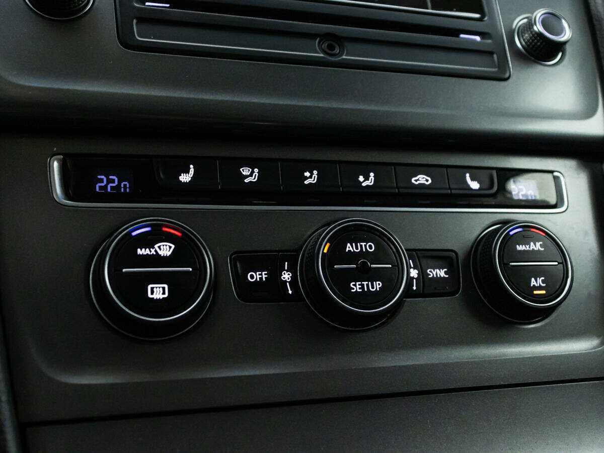 Volkswagen Golf, 2013 - Фото №9