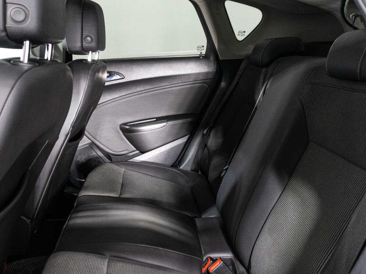 Opel Astra, 2012 - Фото №9