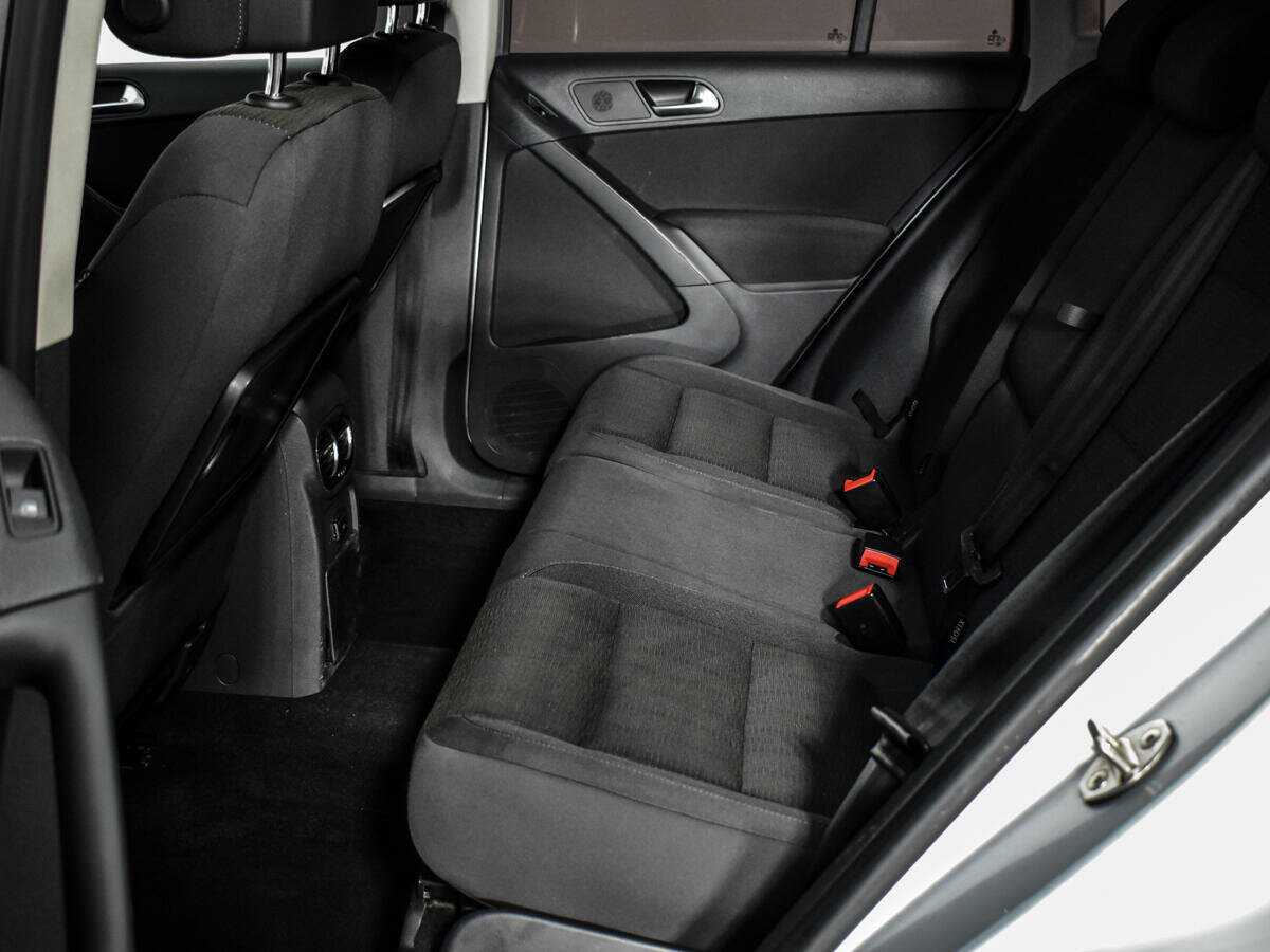 Volkswagen Tiguan, 2012 - Фото №10