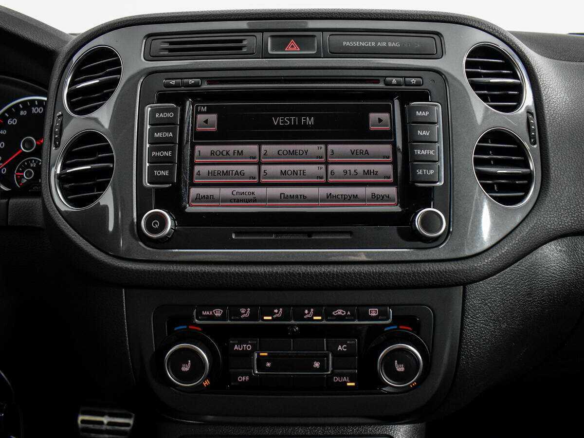 Volkswagen Tiguan, 2012 - Фото №12