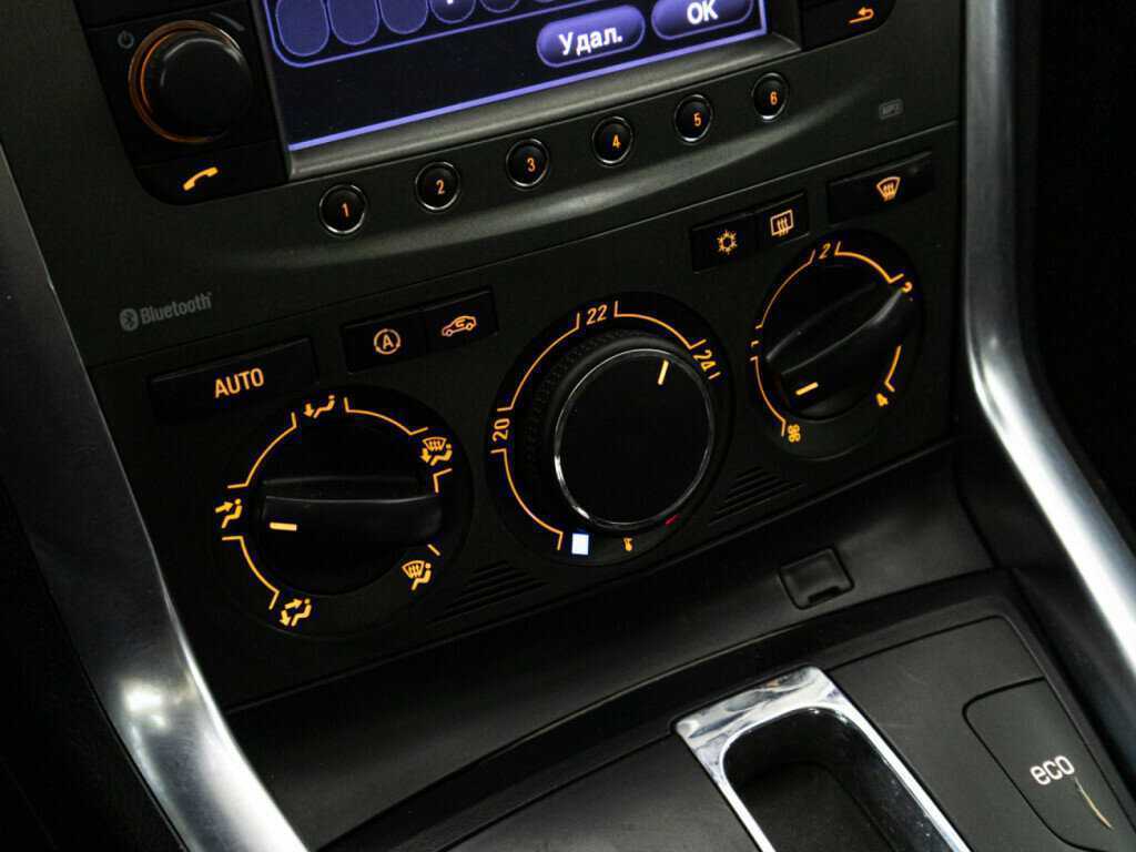 Opel Antara, 2013 - Фото №13