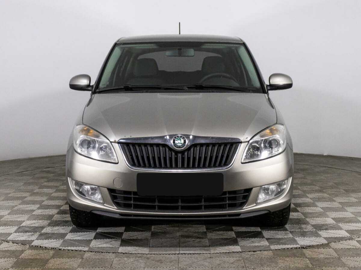 Skoda Fabia, 2012 - Фото №1