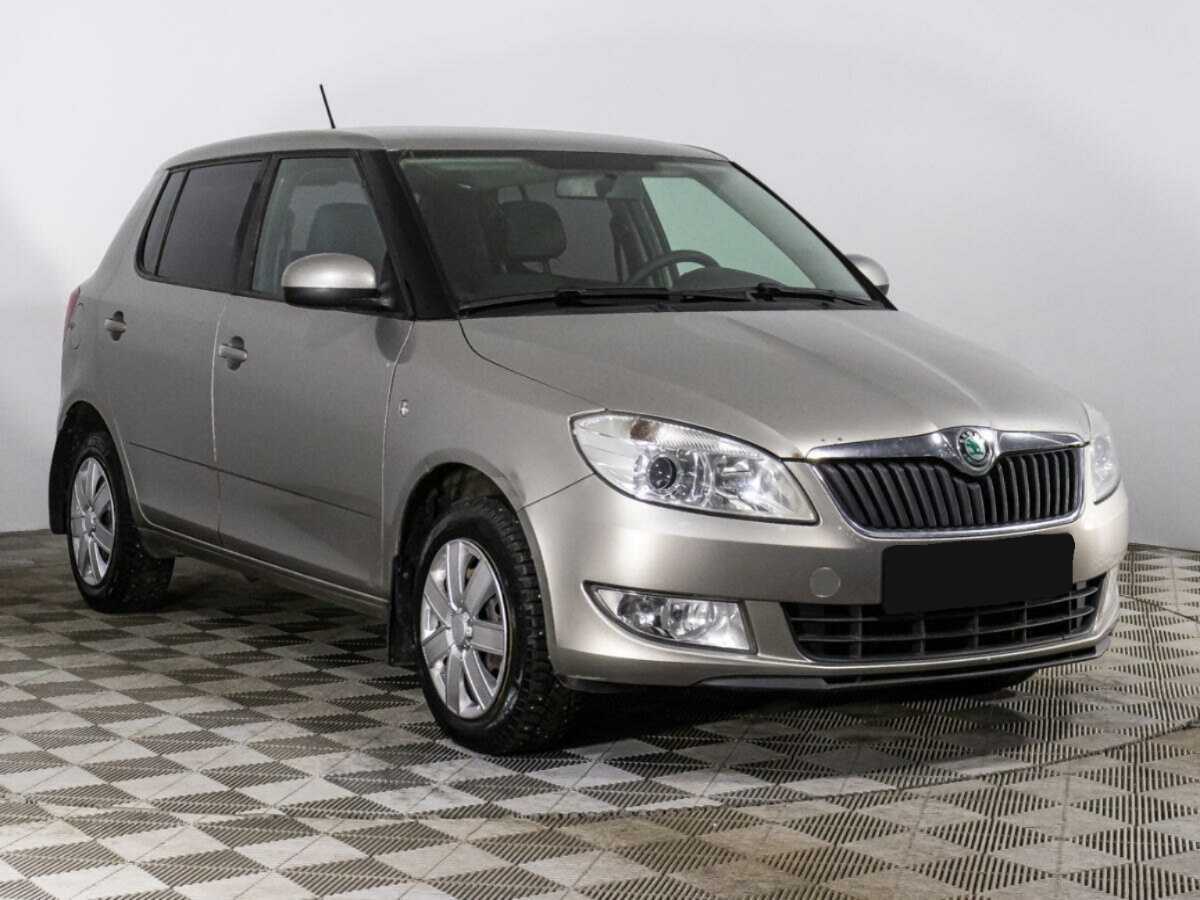 Skoda Fabia, 2012 - Фото №2