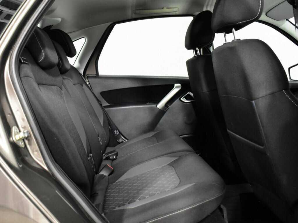 Lada (ВАЗ) Granta, 2019 - Фото №9