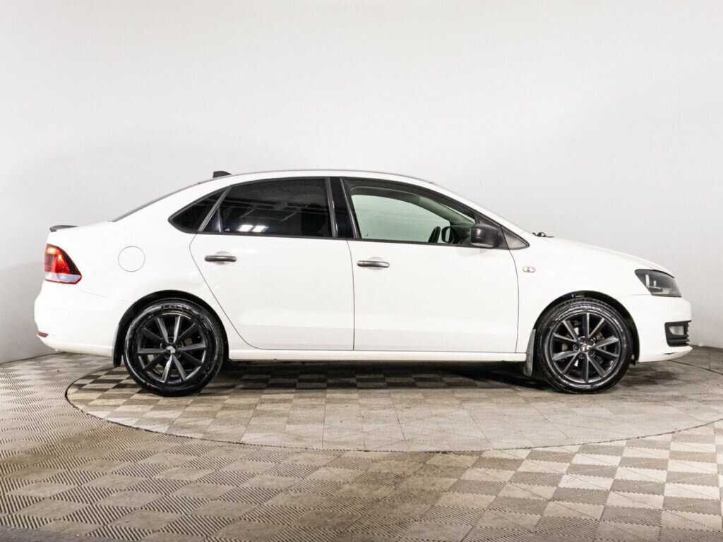 Volkswagen Polo, 2015 - Фото №3