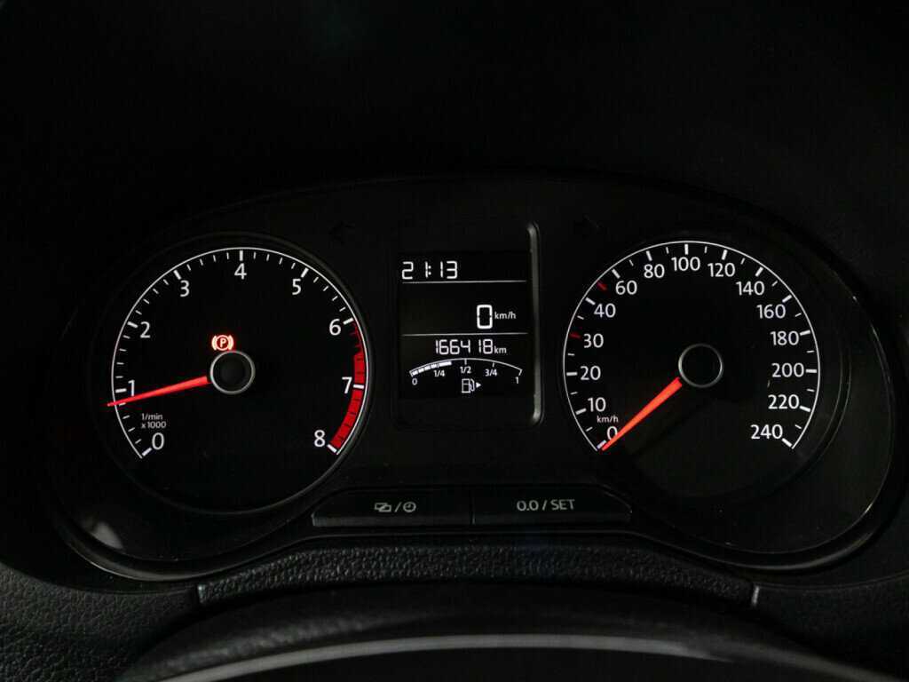 Volkswagen Polo, 2015 - Фото №11