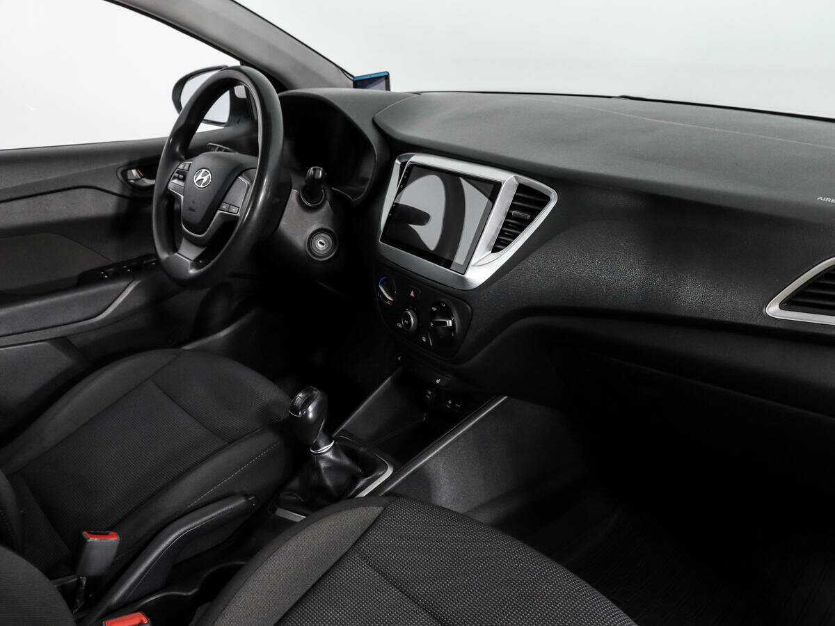 Hyundai Solaris, 2018 - Фото №9