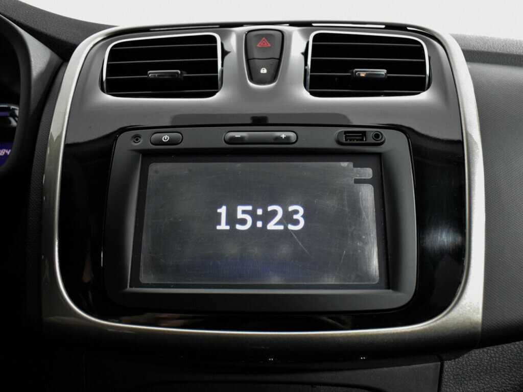 Renault Logan, 2017 - Фото №11