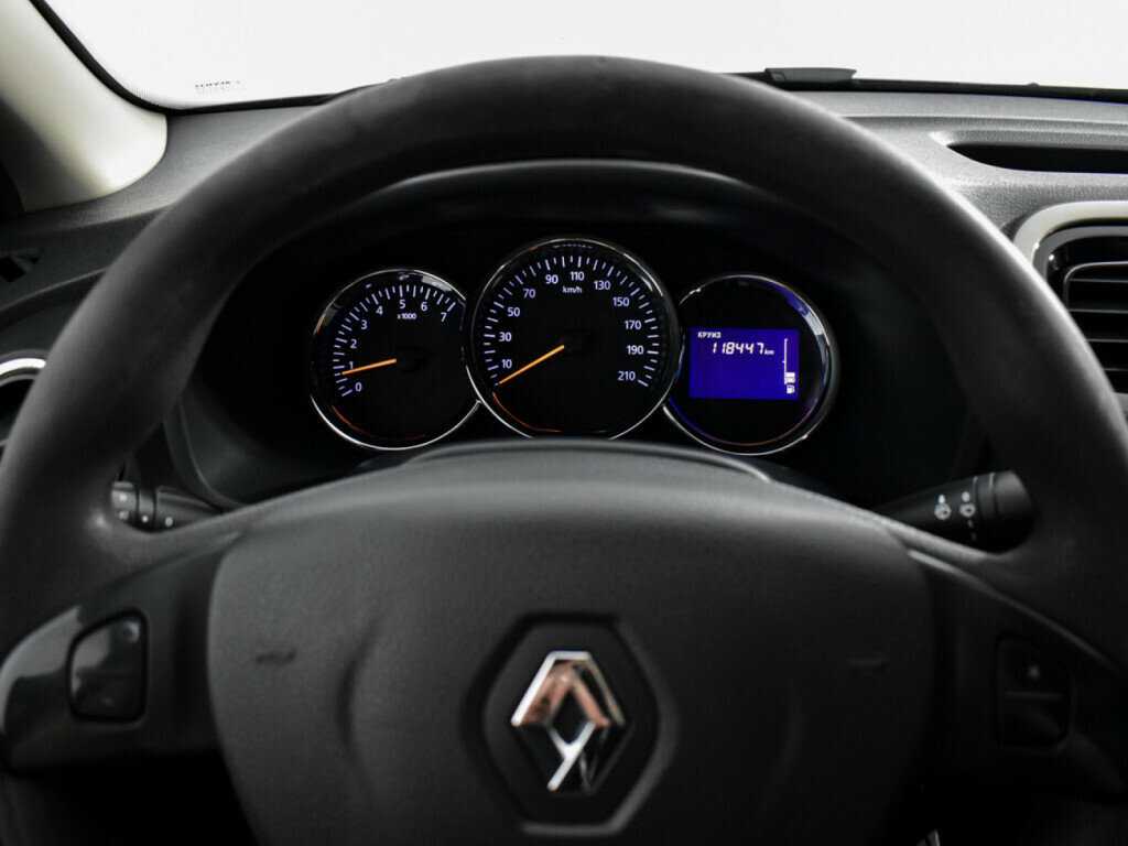 Renault Logan, 2017 - Фото №13