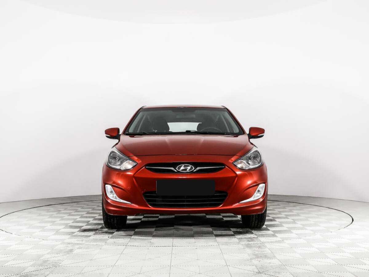 Hyundai Solaris, 2012 - Фото №1