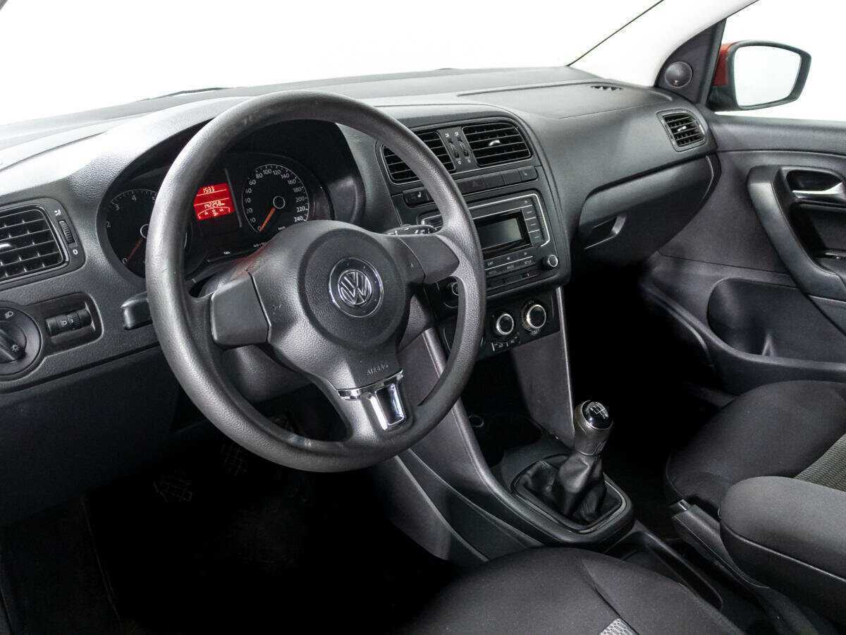 Volkswagen Polo, 2014 - Фото №10