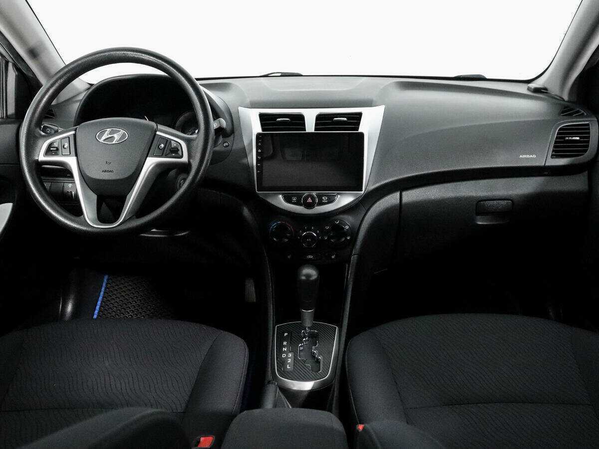 Hyundai Solaris, 2012 - Фото №9