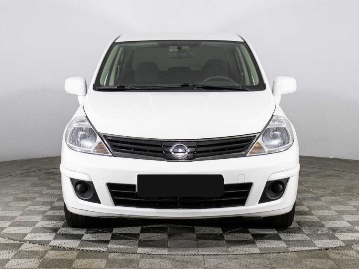 Nissan Tiida, 2013 - Фото №1