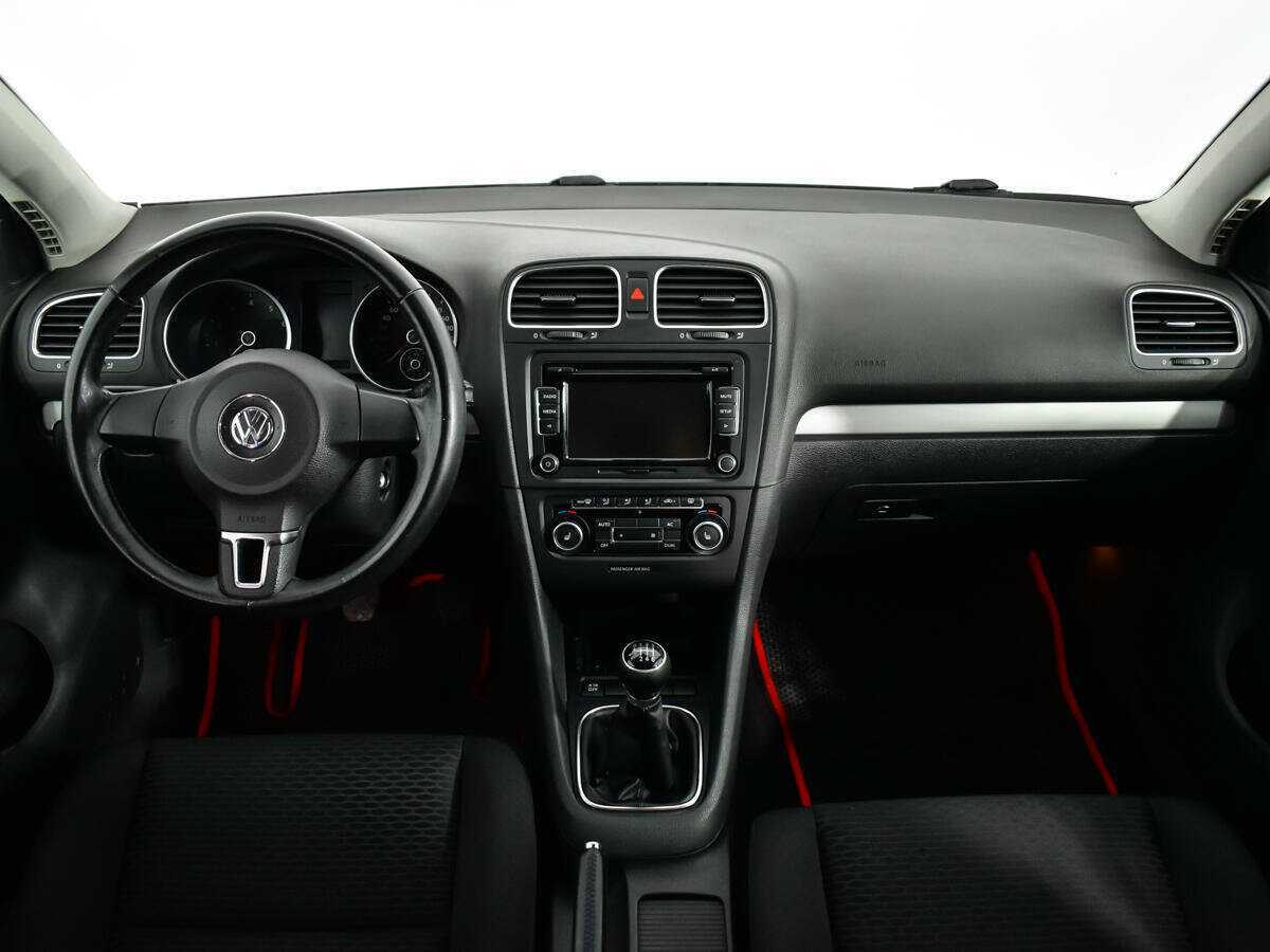 Volkswagen Golf, 2012 - Фото №11