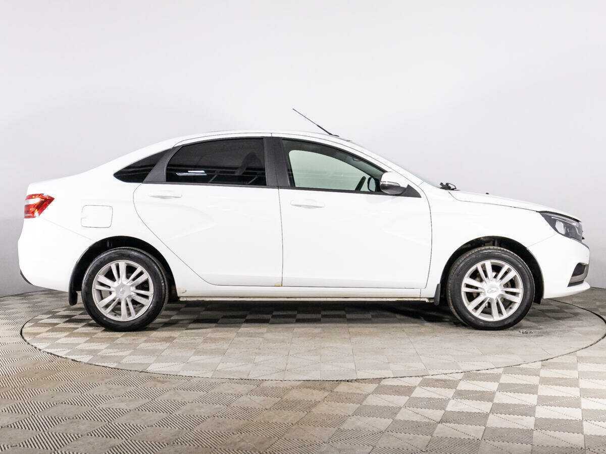 Lada (ВАЗ) Vesta, 2017 - Фото №3