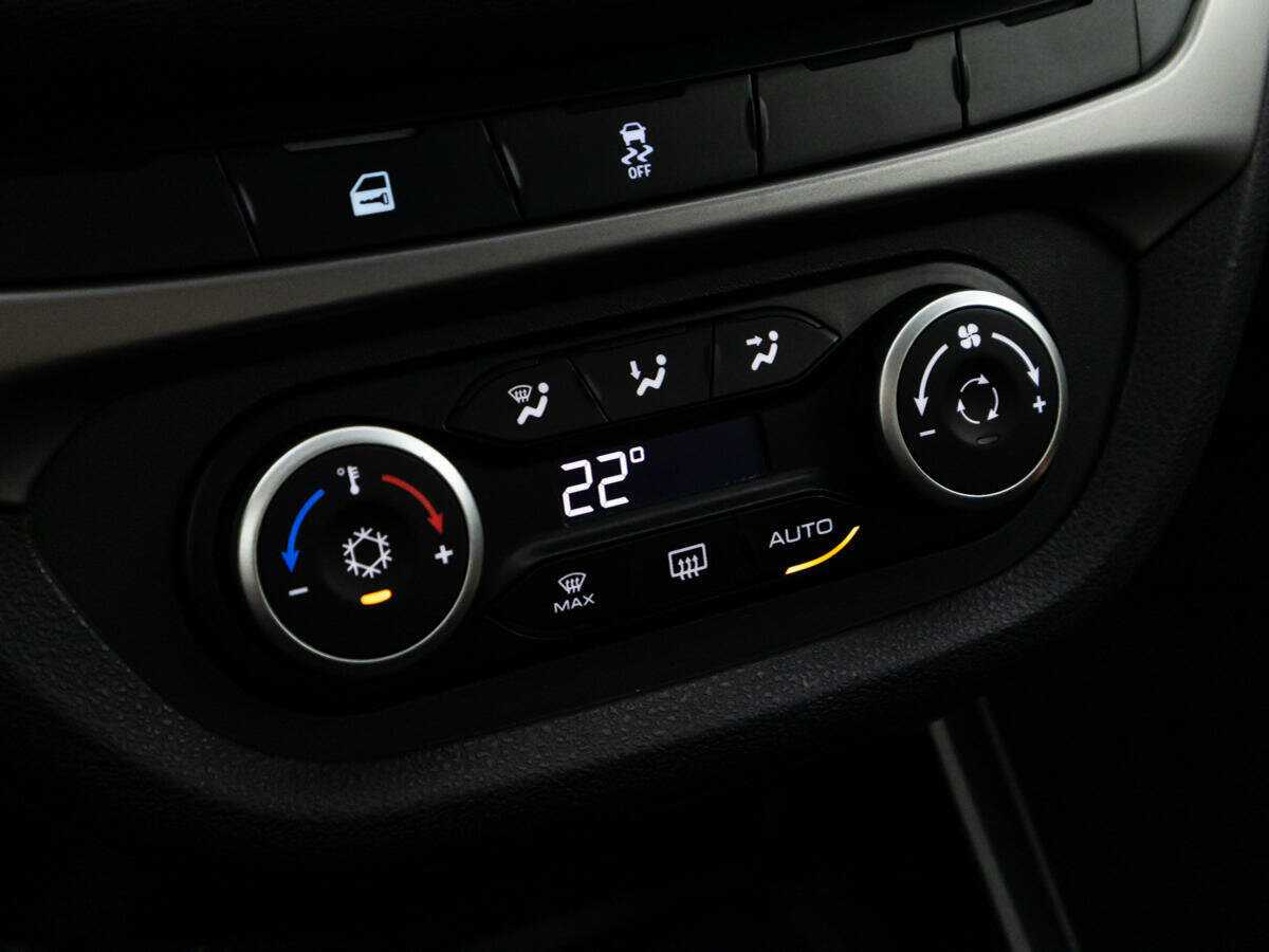 Lada (ВАЗ) Vesta, 2017 - Фото №15