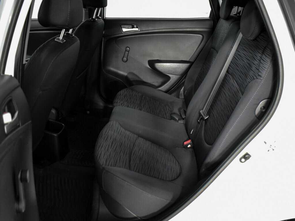 Hyundai Solaris, 2014 - Фото №9