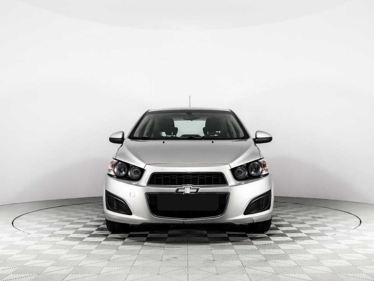 Chevrolet Aveo, 2014 - Фото №1