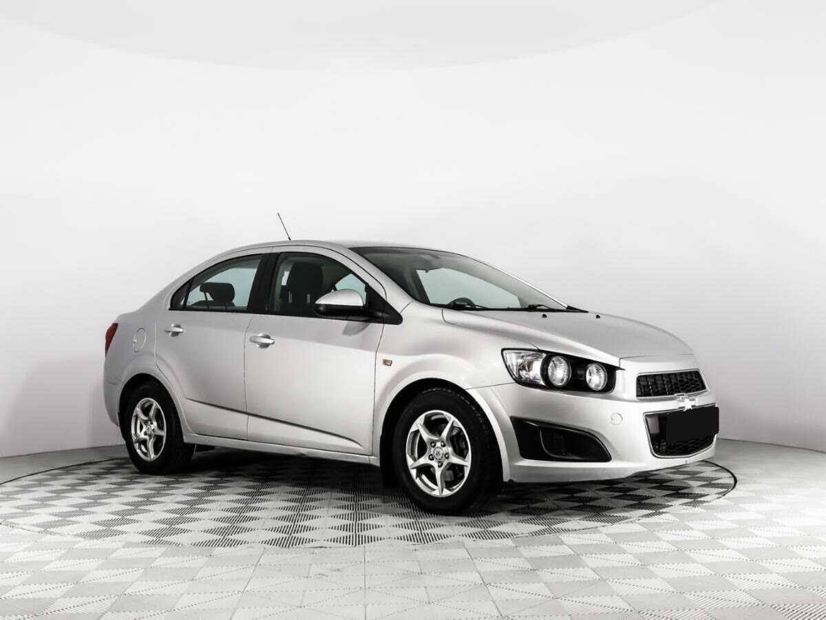 Chevrolet Aveo, 2014 - Фото №2