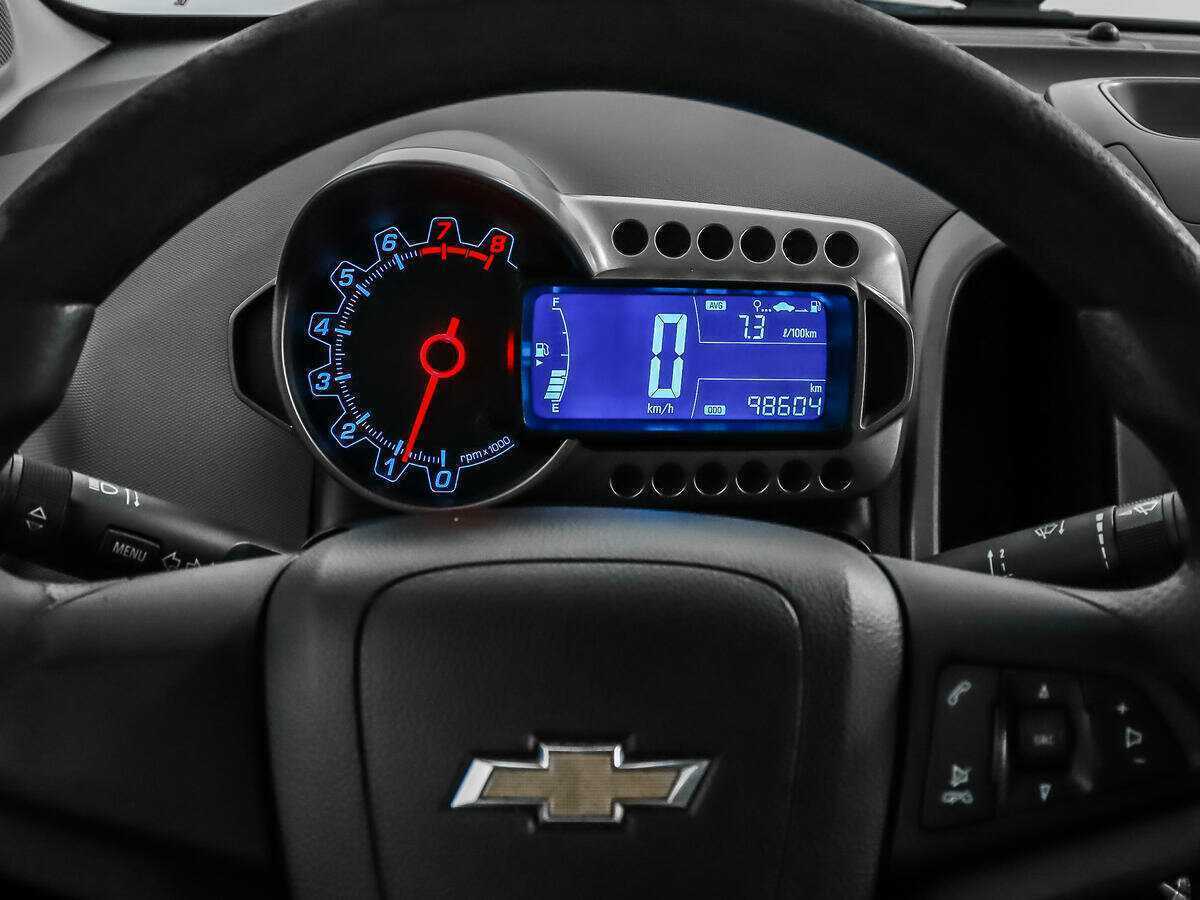 Chevrolet Aveo, 2014 - Фото №14